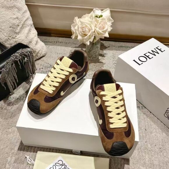 Loewe Flow Runner Sneakers β Deep Brown with Cream Logo, Brand New! - Picture 4 of 8